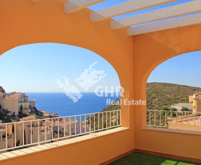 New apartments with panoramic sea views in Cumbre del Sol (Alicante)