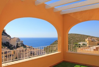 New apartments with panoramic sea views in Cumbre del Sol (Alicante)